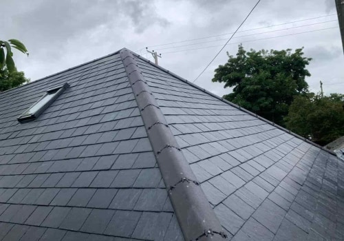 Roof Replacement Project: What Are The Perks Of Hiring A Qualified Roofing Contractor In Hinckley?